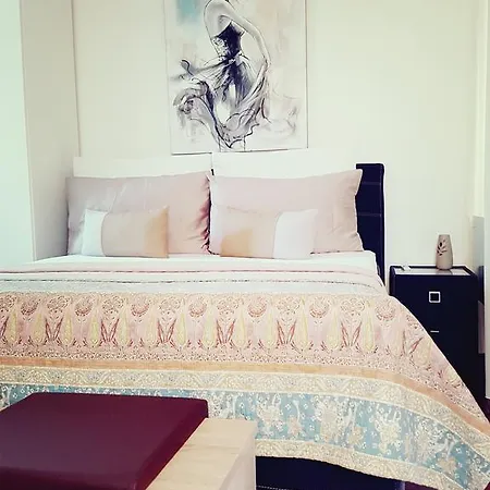 Deluxe & Apartahotel Vösendorf